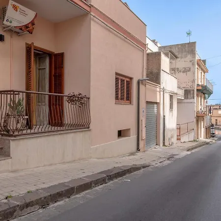 Sicania Lejlighed Noto